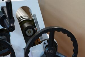 Фото 22 - Станок вальцовочный электромеханический STALEX ESR-1550х3.5.