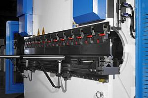 Фото 36 - MetalTec HBM 100/3200C Листогибочные гидравлические прессы с ЧПУ контроллером TP10S.