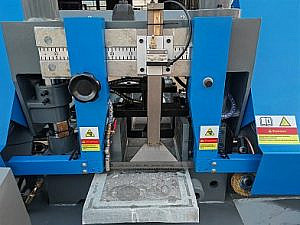 Фото 18 - MetalTec BS 300 CA автоматический колонный ленточнопильный станок.