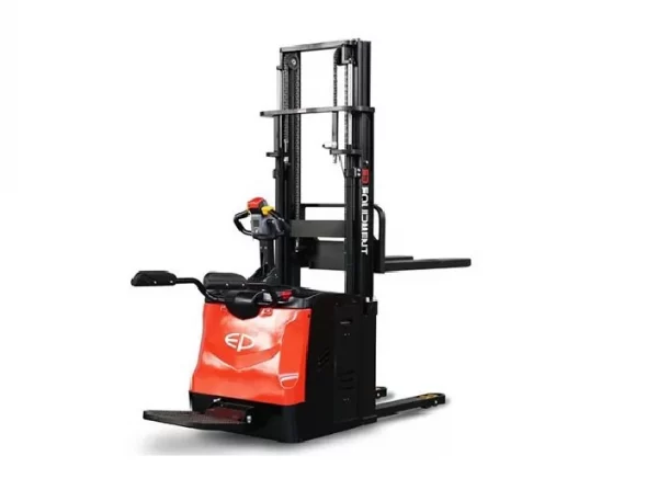 Фото 53 - Штабелер электрический самоходный EP Equipment ES16-RS PROFESSIONAL (LI-ION, 3F550, с платформой и поручнями).