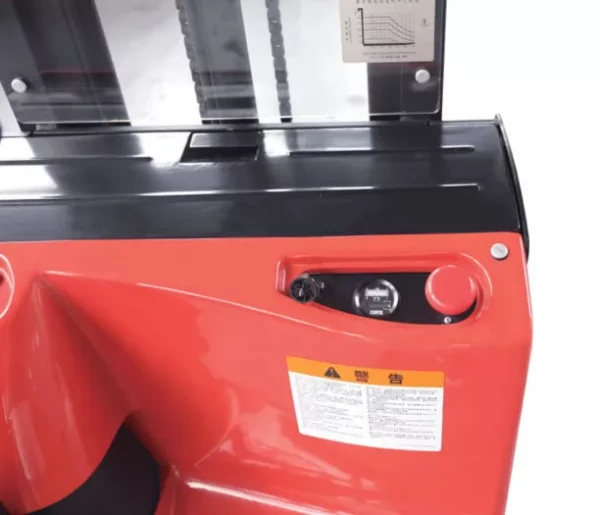 Фото 61 - Штабелер электрический самоходный EP Equipment ES20-WA PROFESSIONAL (Кислотный, 2W360, без платформы).