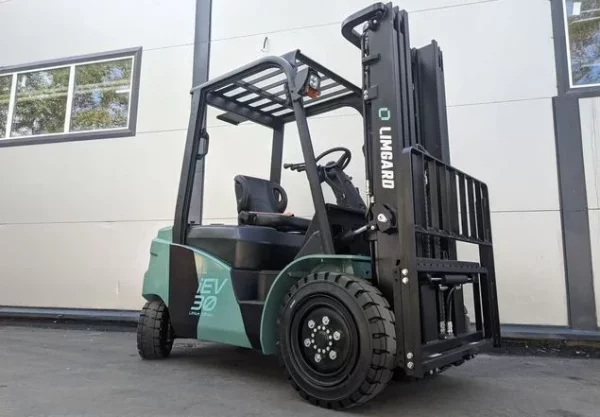 Погрузчик вилочный электрический LIMGARD iEV30 (LI-ION, 3F480, SS, ST, F-1200, четырехопорный)
