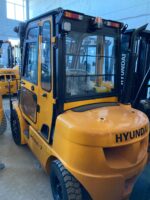 Фото 9 - Вилочный погрузчик Hyundai 30LE-7.