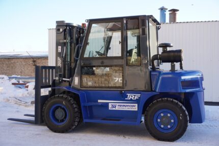 Вилочный погрузчик TRF D70-4i
