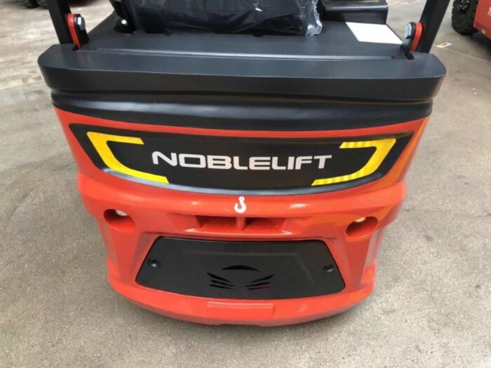 Фото 5 - Вилочный погрузчик Noblelift FE3R08N.